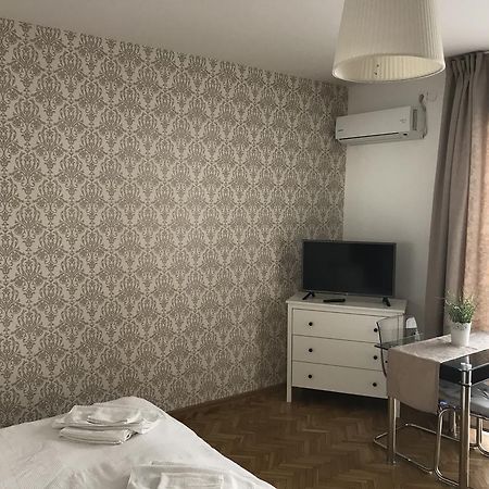 Budapest Downtown Apartments With Balcony & Optional Garage & Restaurant In The Building Ngoại thất bức ảnh