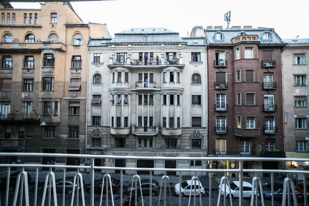 Budapest Downtown Apartments With Balcony & Optional Garage & Restaurant In The Building Phòng bức ảnh