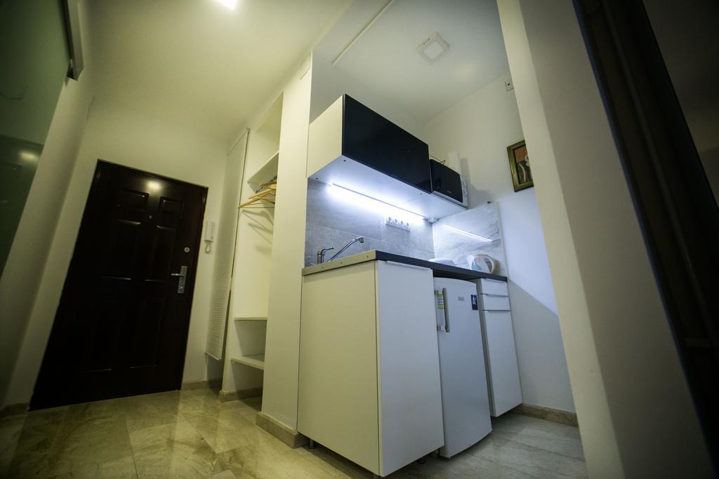 Budapest Downtown Apartments With Balcony & Optional Garage & Restaurant In The Building Phòng bức ảnh